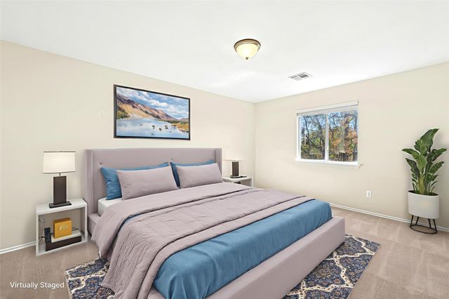 17913 Honey Locust LN, Elgin, TX 78621