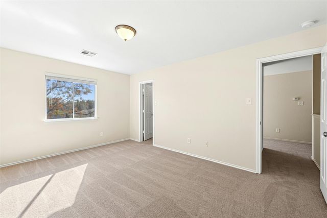 17913 Honey Locust LN, Elgin, TX 78621