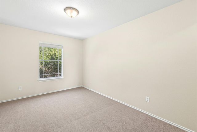 17913 Honey Locust LN, Elgin, TX 78621