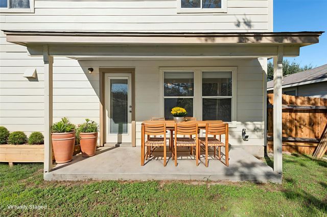 17913 Honey Locust LN, Elgin, TX 78621