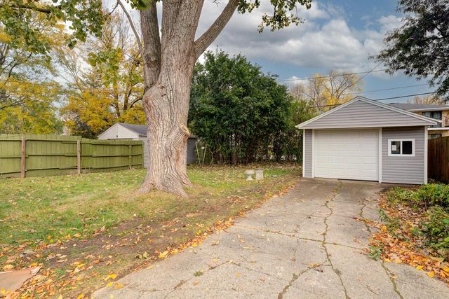 5236 N 56th STREET, Milwaukee, WI 53218