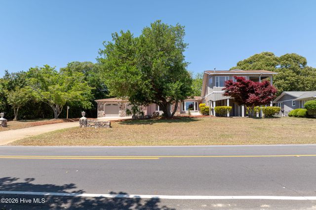 1984 Kings Landing Road, Hampstead, NC 28443