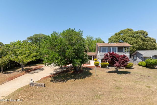 1984 Kings Landing Road, Hampstead, NC 28443