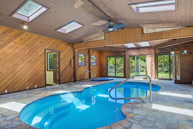 1984 Kings Landing Road, Hampstead, NC 28443