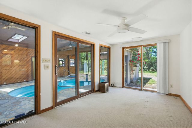 1984 Kings Landing Road, Hampstead, NC 28443