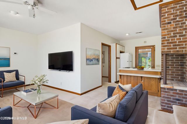 1984 Kings Landing Road, Hampstead, NC 28443
