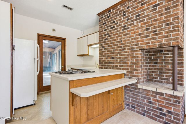 1984 Kings Landing Road, Hampstead, NC 28443