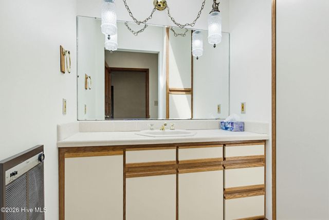 1984 Kings Landing Road, Hampstead, NC 28443