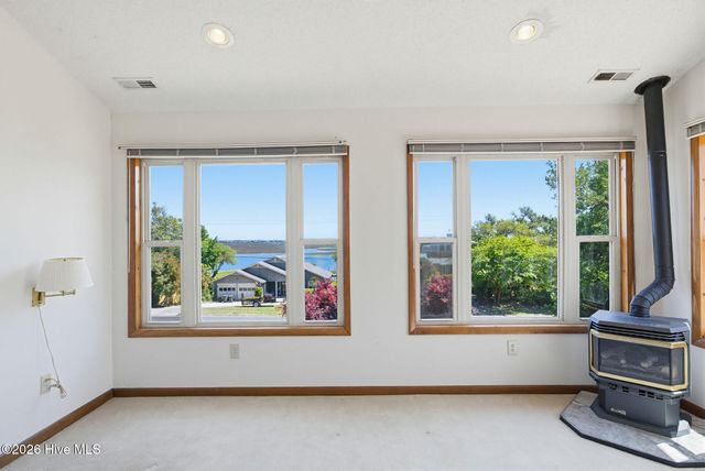 1984 Kings Landing Road, Hampstead, NC 28443