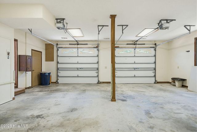 1984 Kings Landing Road, Hampstead, NC 28443