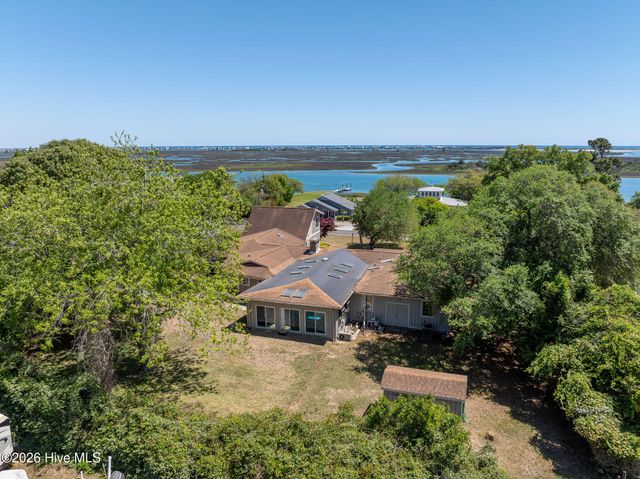 1984 Kings Landing Road, Hampstead, NC 28443
