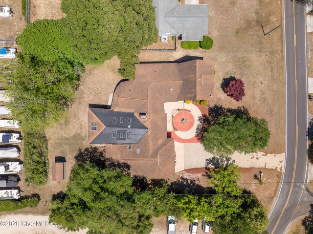 1984 Kings Landing Road, Hampstead, NC 28443