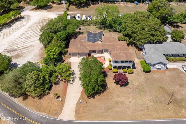 1984 Kings Landing Road, Hampstead, NC 28443
