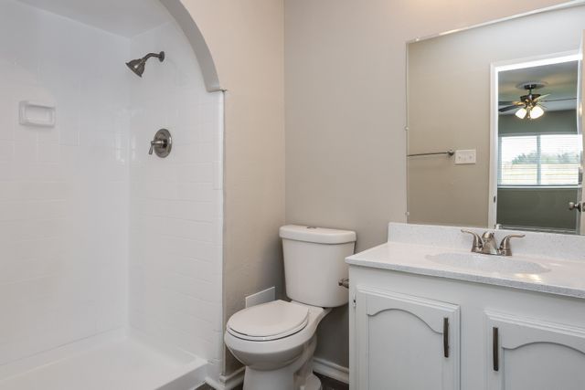 625 Nora Lane, Desoto, TX 75115