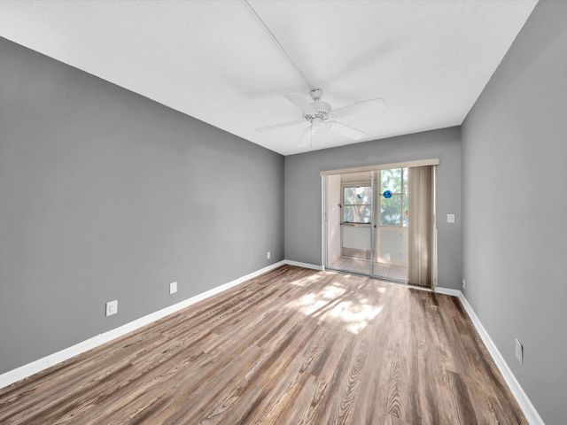 43 Windsor C, West Palm Beach, FL 33417