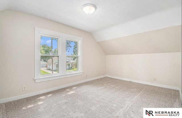 1242 E 4th Street, Fremont, NE 68025