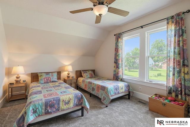 1242 E 4th Street, Fremont, NE 68025