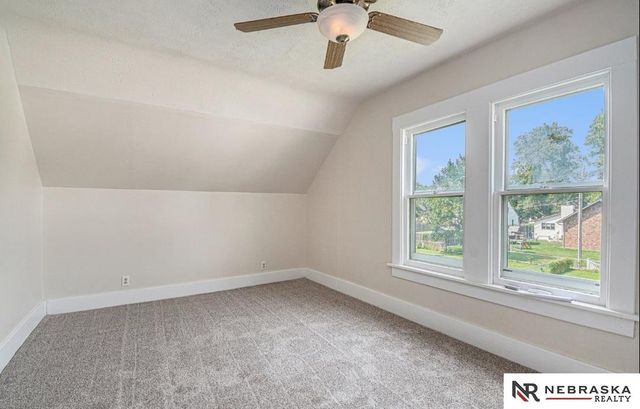 1242 E 4th Street, Fremont, NE 68025