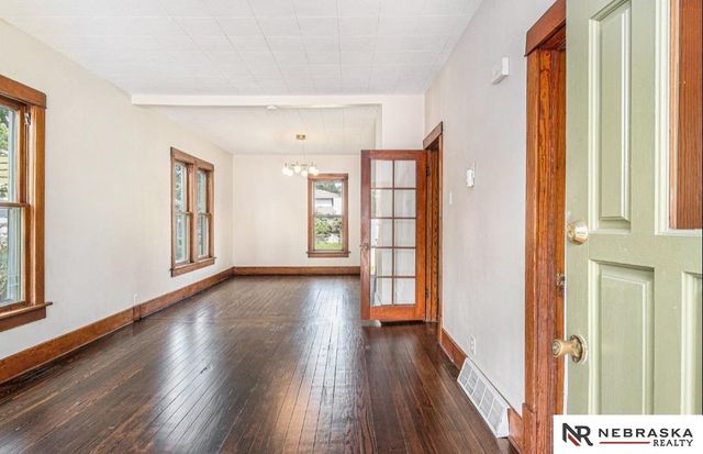 1242 E 4th Street, Fremont, NE 68025