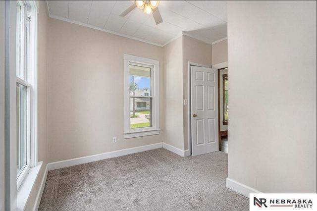 1242 E 4th Street, Fremont, NE 68025