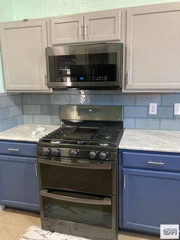 1628 46th Street, Galveston, TX 77551
