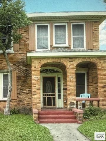 1628 46th Street, Galveston, TX 77551