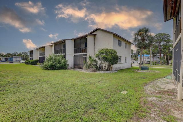 8440 OLD POST ROAD 104, Port Richey, FL 34668