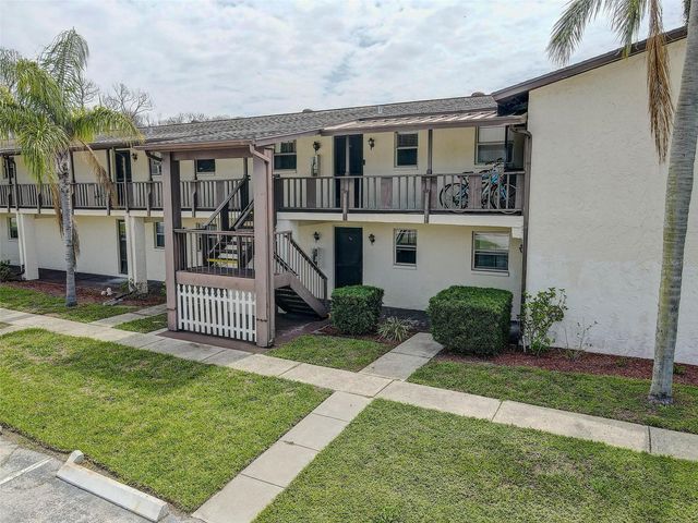 8440 OLD POST ROAD 104, Port Richey, FL 34668