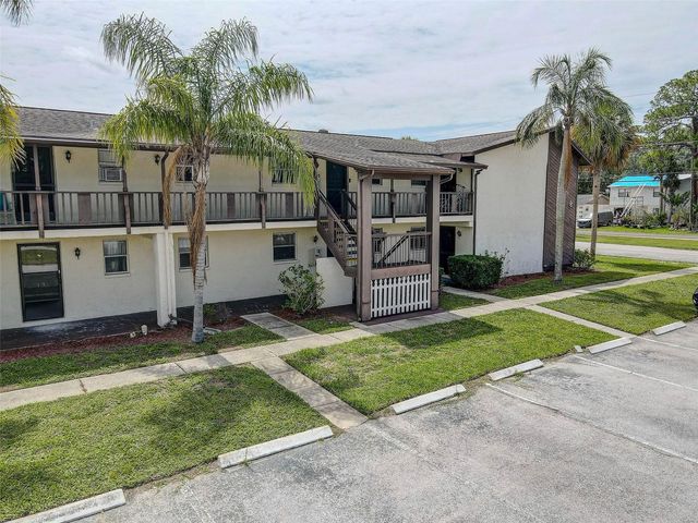 8440 OLD POST ROAD 104, Port Richey, FL 34668