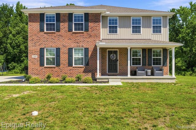 2360 Scenic Hollow Drive, Grand Blanc, MI 48439