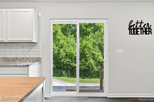 2360 Scenic Hollow Drive, Grand Blanc, MI 48439