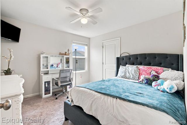 2360 Scenic Hollow Drive, Grand Blanc, MI 48439