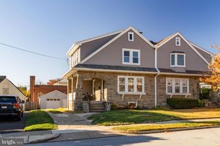 5 ERDENHEIM RD, Glenside, PA 19038