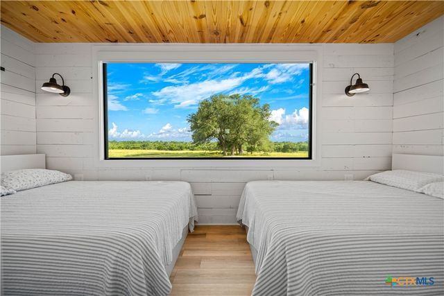 2094 Zimmerscheidt, Columbus, TX 78950