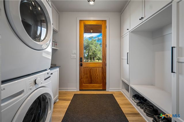 2094 Zimmerscheidt, Columbus, TX 78950