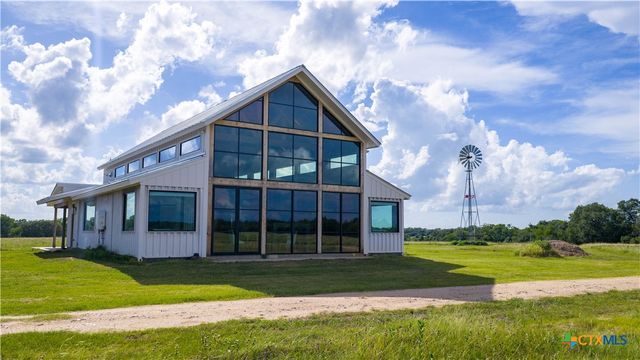 2094 Zimmerscheidt, Columbus, TX 78950