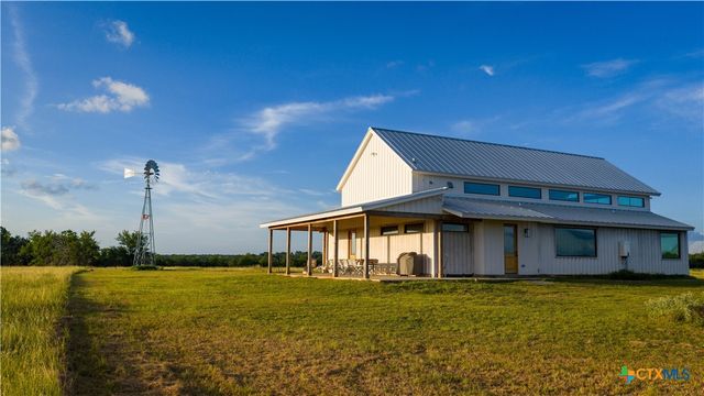 2094 Zimmerscheidt, Columbus, TX 78950