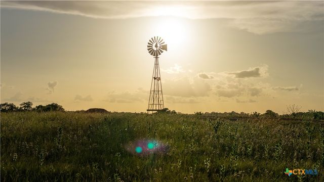 2094 Zimmerscheidt, Columbus, TX 78950