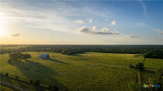 2094 Zimmerscheidt, Columbus, TX 78950