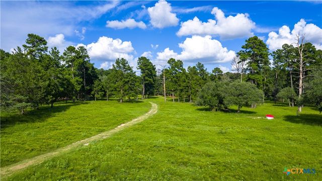 2094 Zimmerscheidt, Columbus, TX 78950