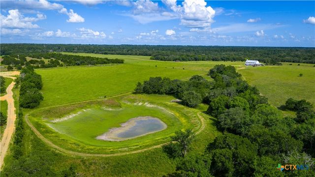 2094 Zimmerscheidt, Columbus, TX 78950