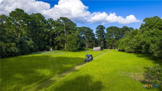 2094 Zimmerscheidt, Columbus, TX 78950