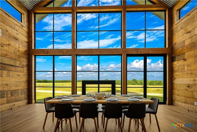 2094 Zimmerscheidt, Columbus, TX 78950