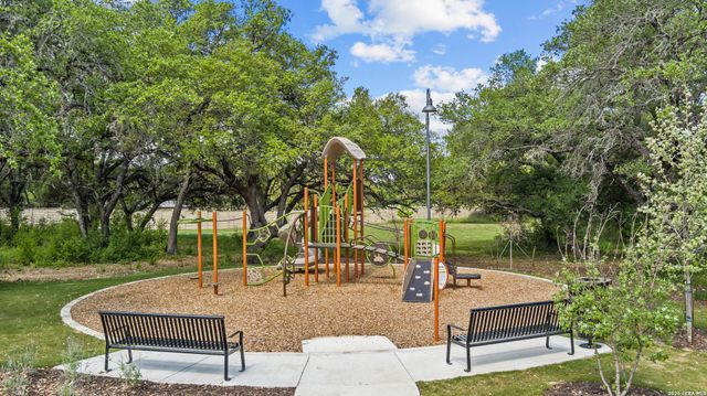 2860 Cavern Grove, Seguin, TX 78155