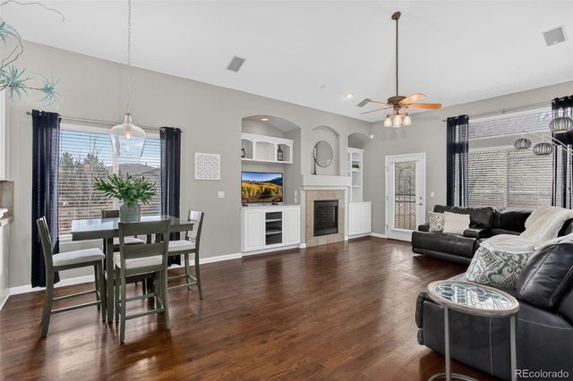 7153 S Versailles Way, Aurora, CO 80016