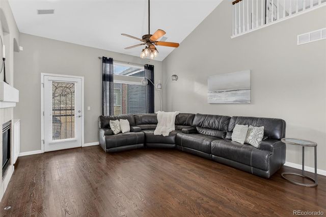 7153 S Versailles Way, Aurora, CO 80016