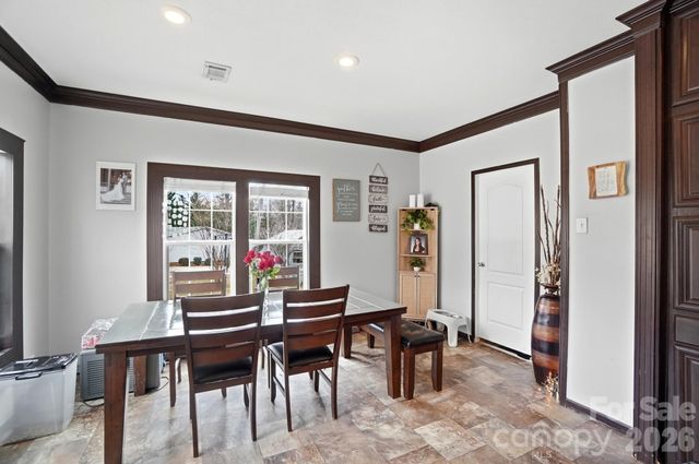 158 Cooks Lake Road, Gastonia, NC 28056