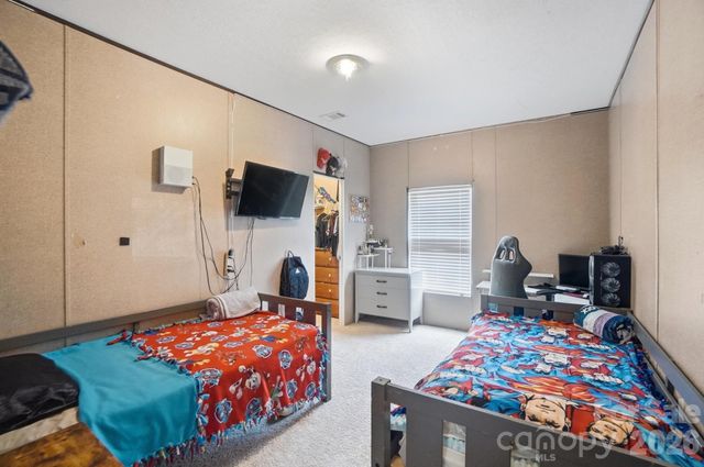 158 Cooks Lake Road, Gastonia, NC 28056