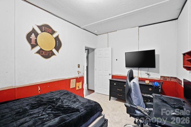 158 Cooks Lake Road, Gastonia, NC 28056