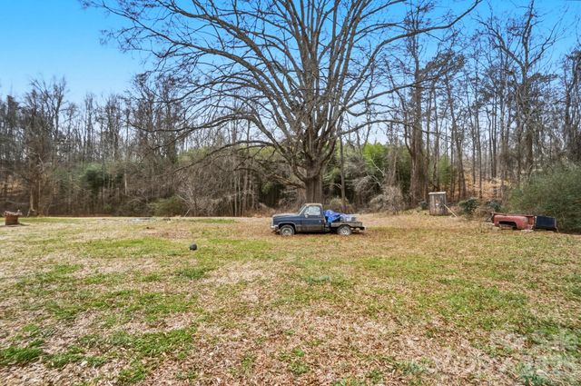 158 Cooks Lake Road, Gastonia, NC 28056